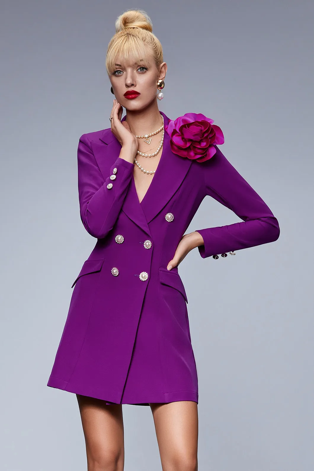 Abito blazer di colore viola