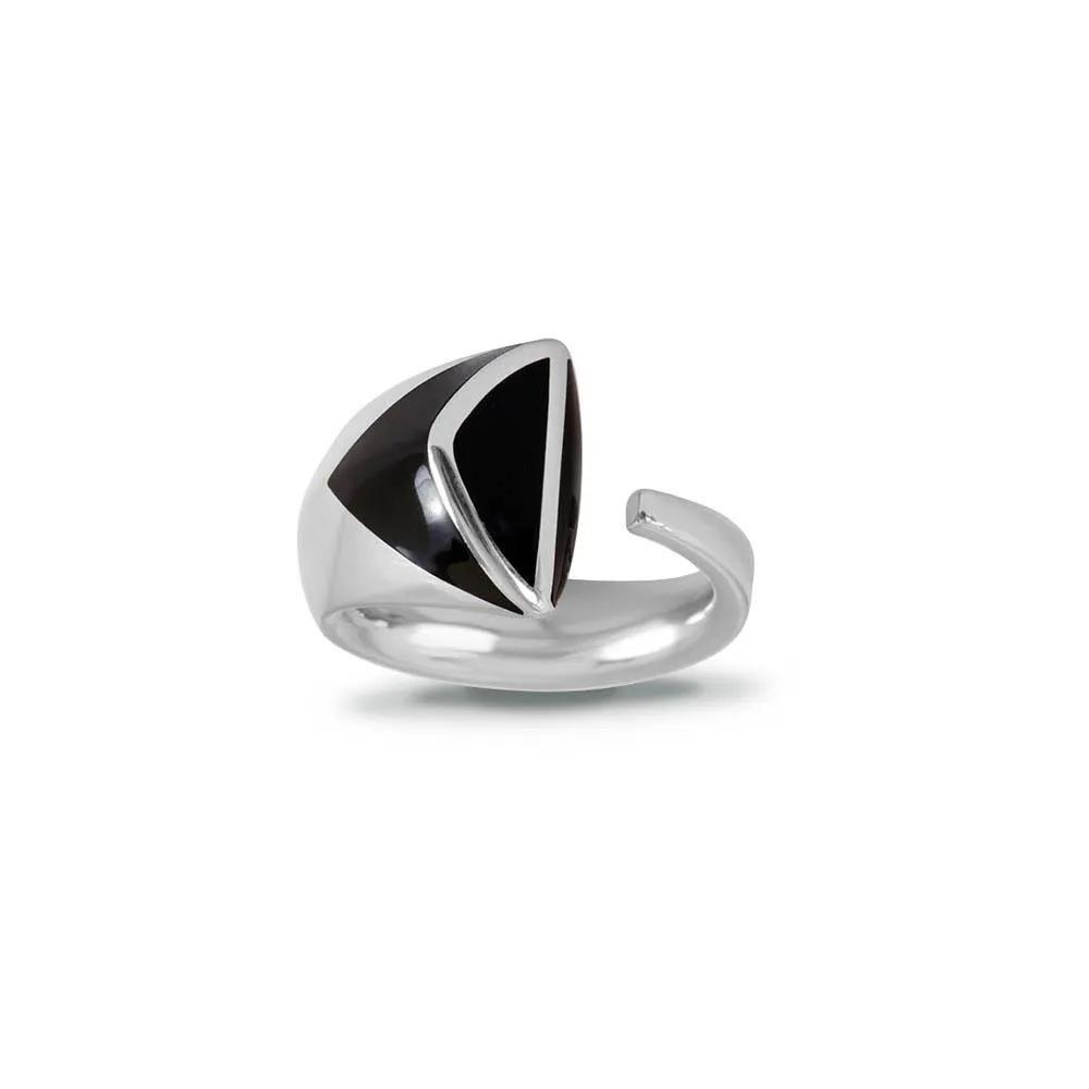 Anello con smalto nero