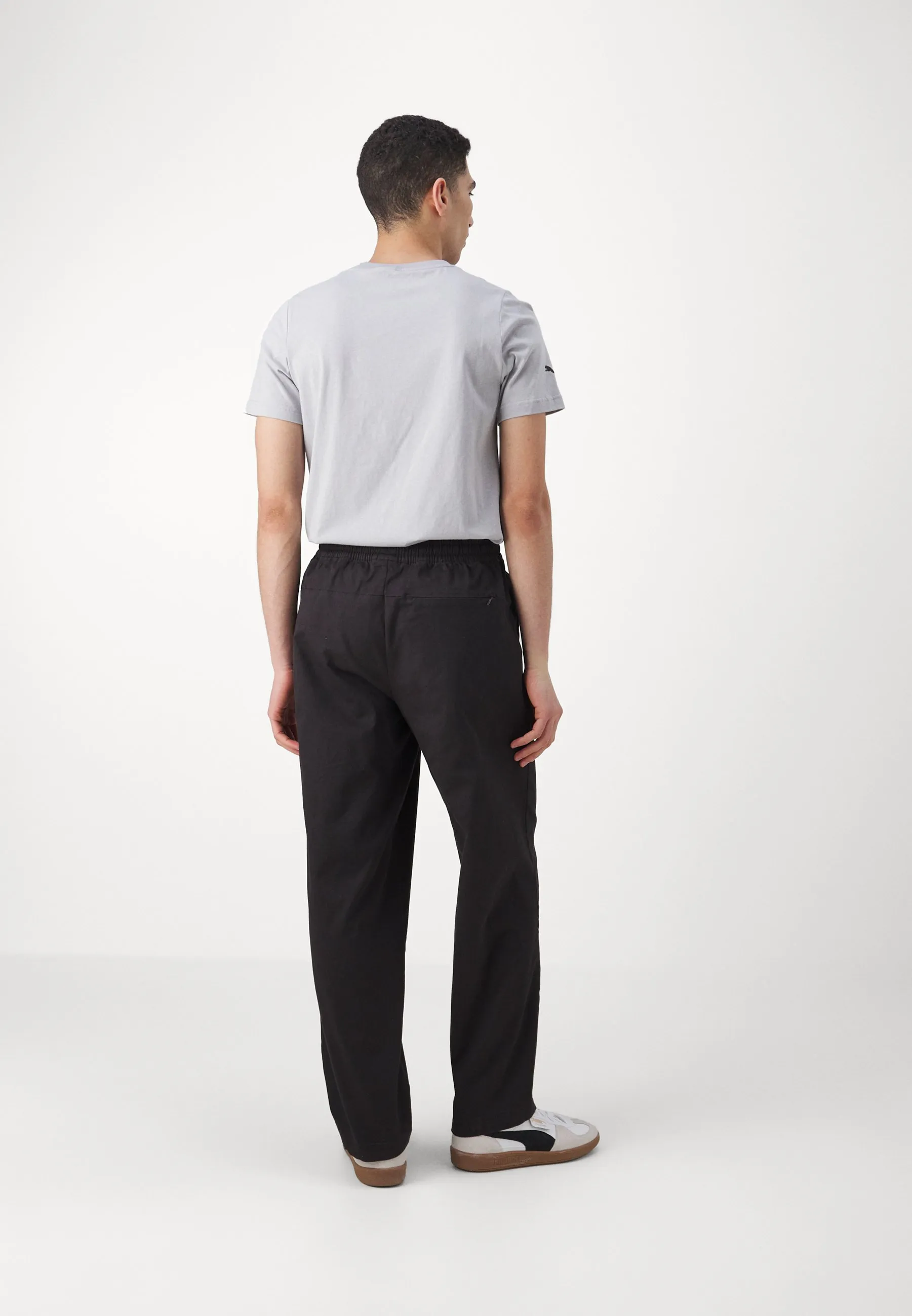 BETTER CLASSICS PANTS - Pantaloni
