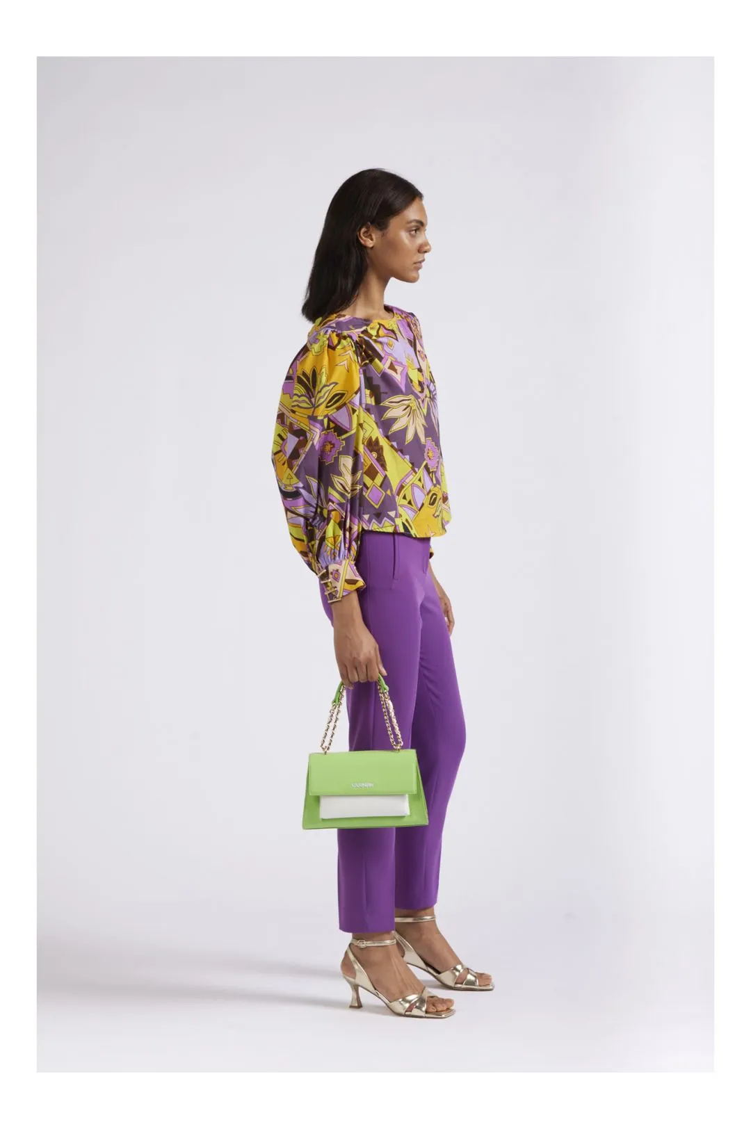 borsa a trapezio con tasca e pattina verde mela