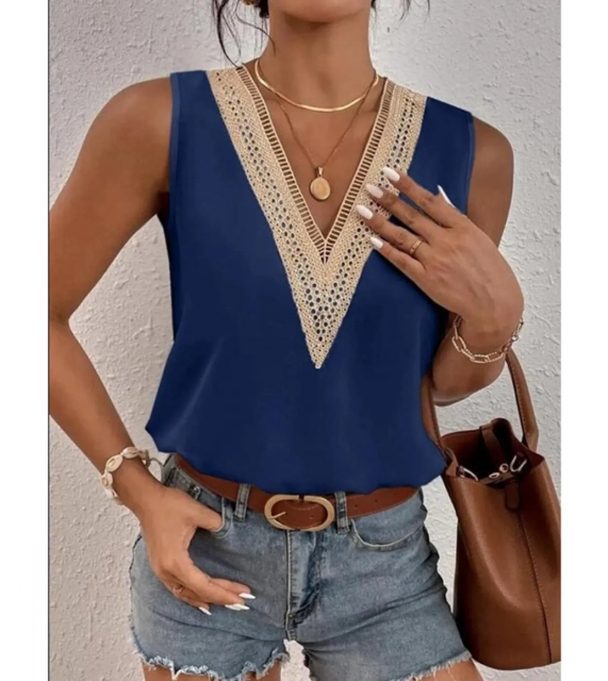 Camicetta di pizzo estivo senza maniche con scollo a V per donna 2023 Fashion Casual Top Solid Camicia elegante da donna Office