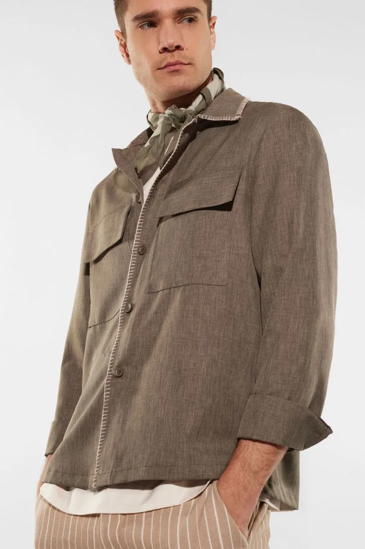 Camicia fantasia mélange monocolour con tasche applicate e pattina