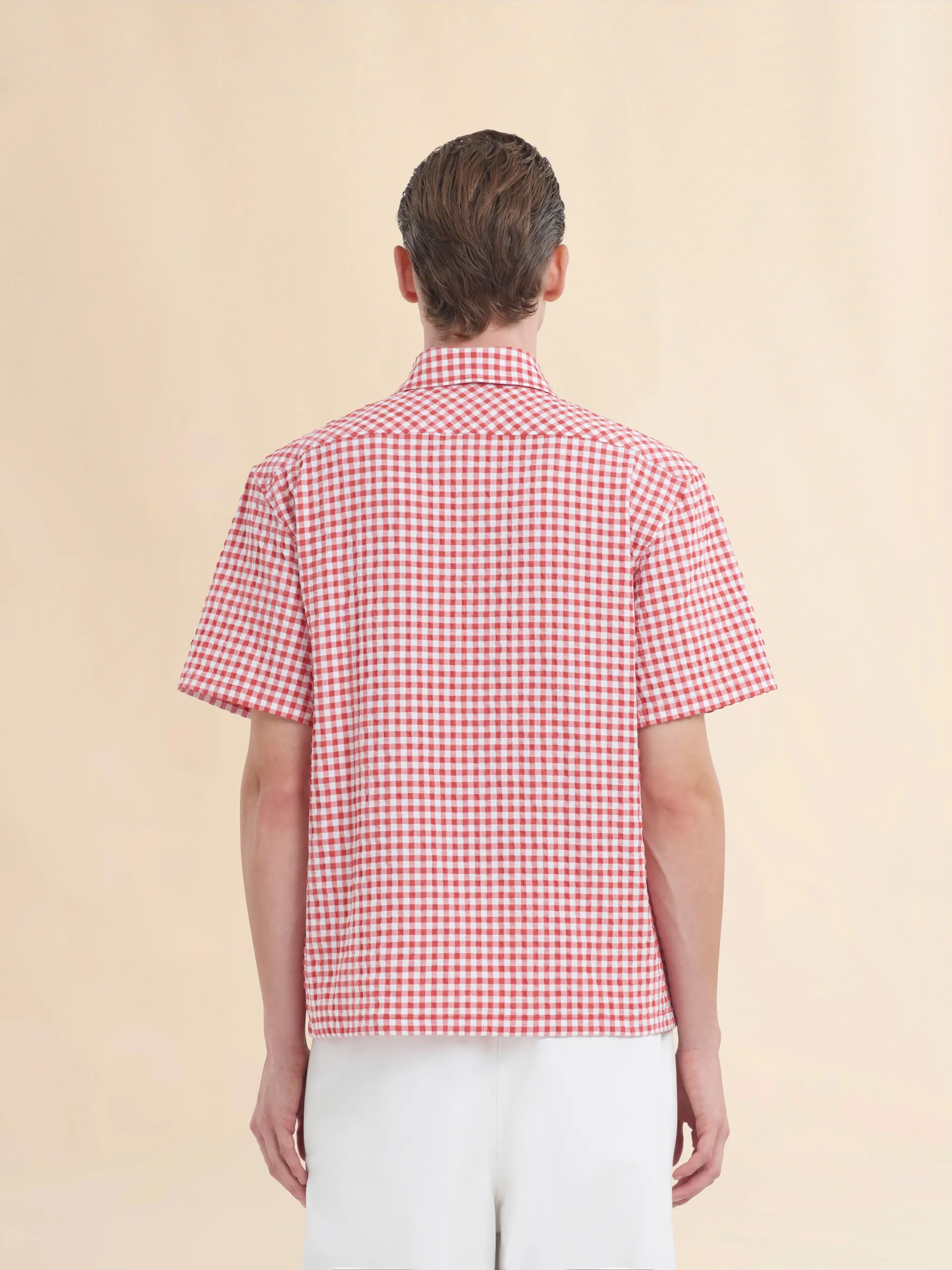 Camicia in seersucker a quadretti bianchi e rossi
