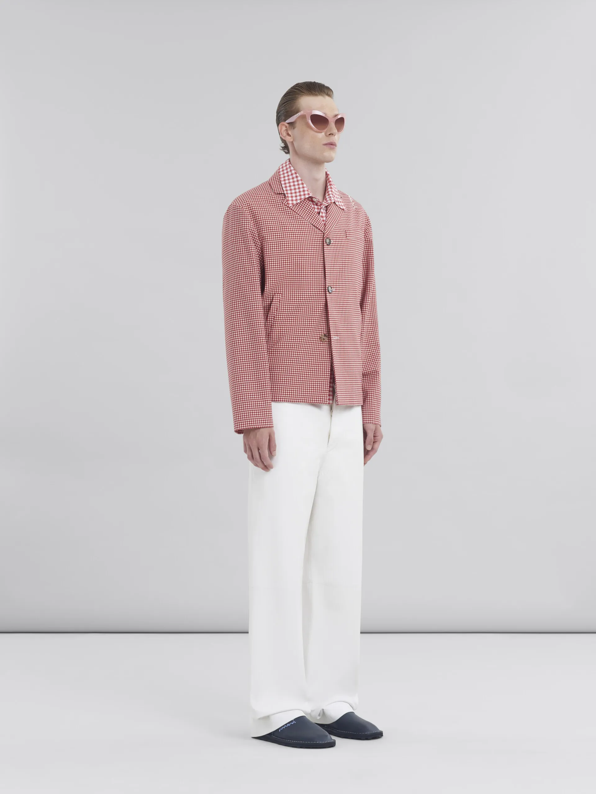 Camicia in seersucker a quadretti bianchi e rossi