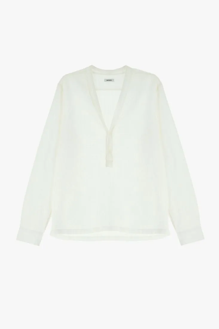 Camicia rigata in puro cotone con scollo a V