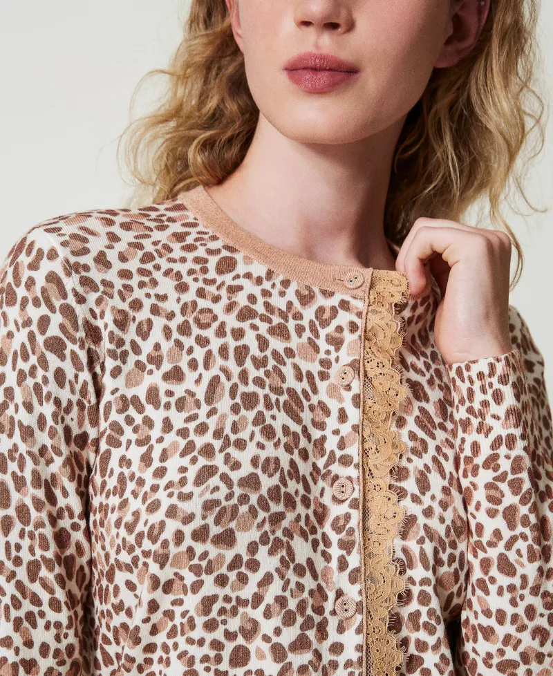 Cardigan in maglia con stampa e pizzo