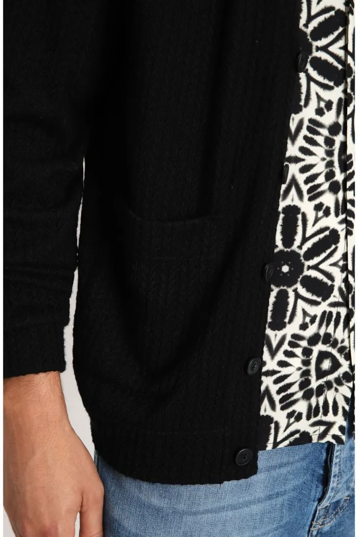 Cardigan oversize monocolour intrecciato con abbottonatura