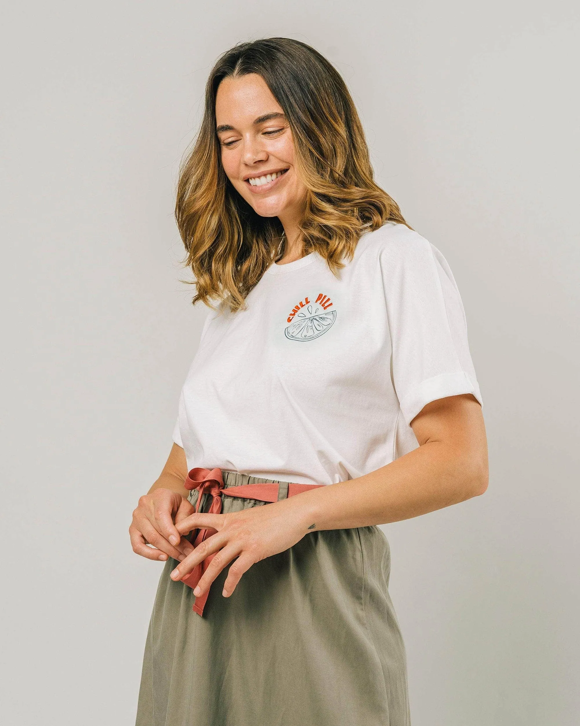 CHILL PILL OVERSIZE T-SHIRT - WHITE