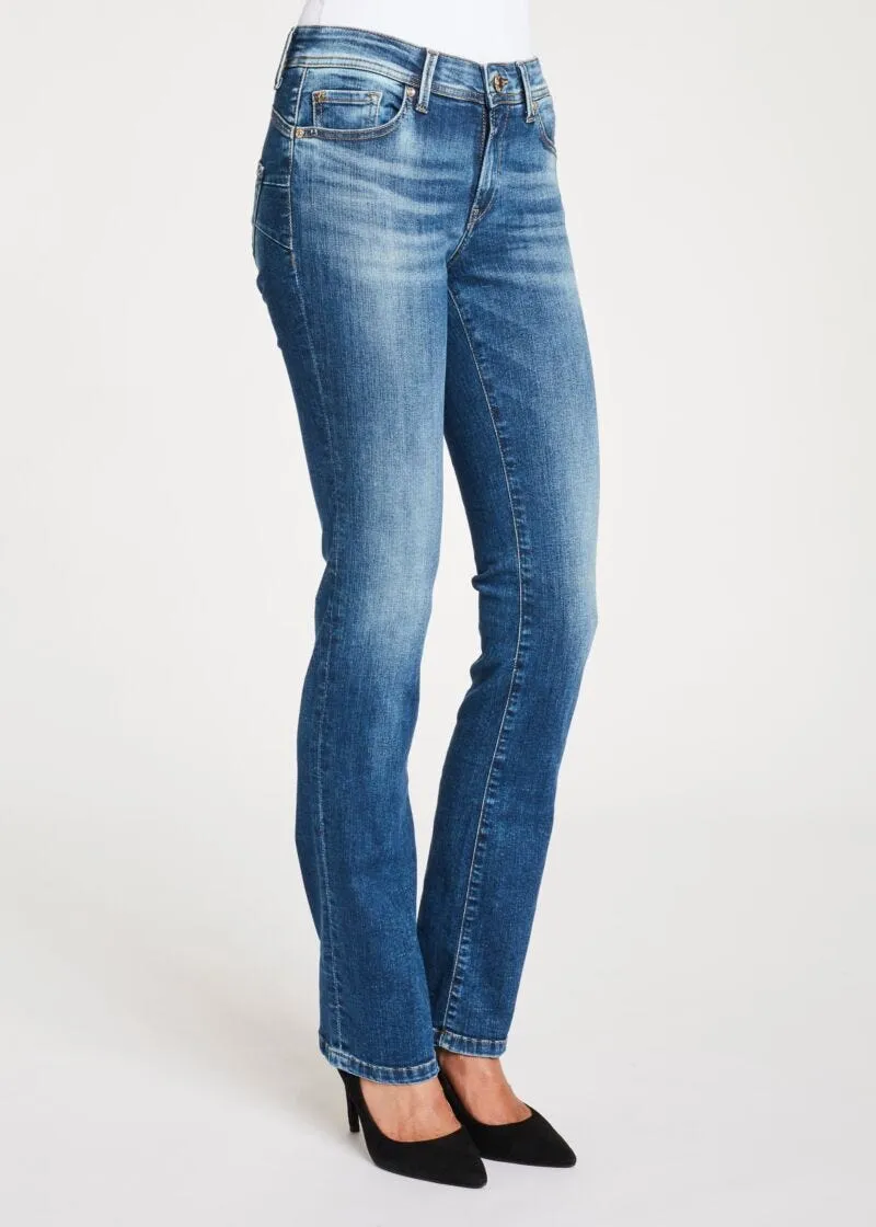 Jeans con tasche logate