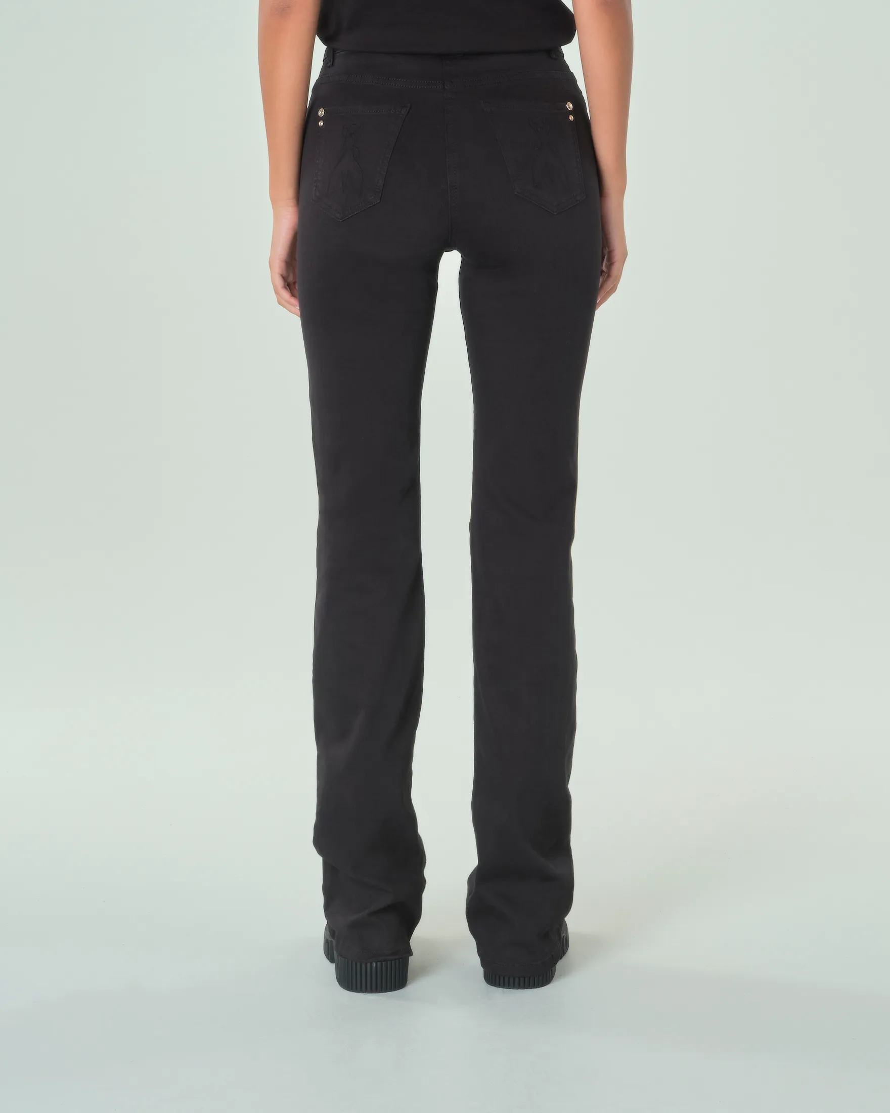 Jeans neri a zampa in misto cotone bull stretch