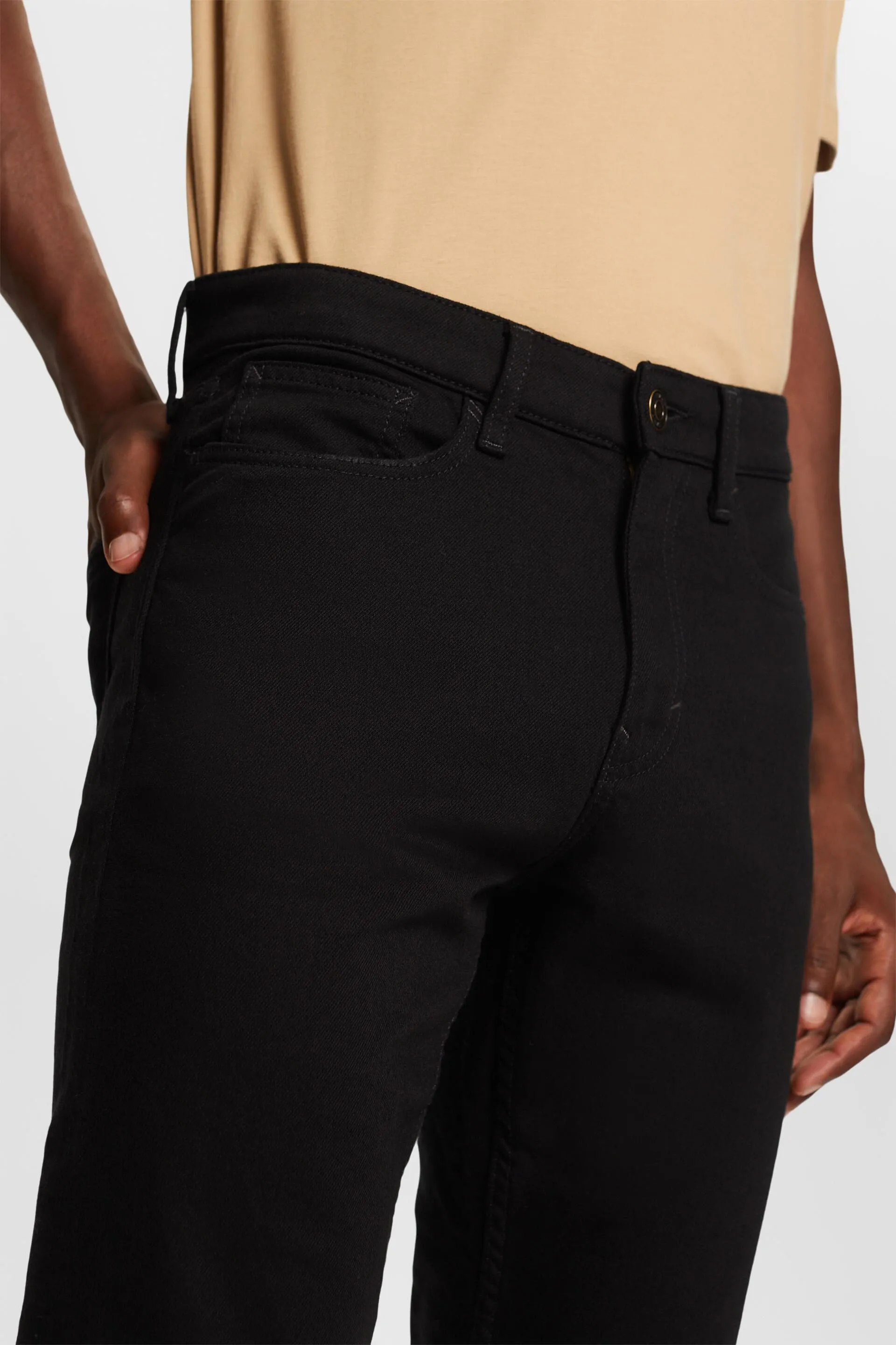 Jeans Slim Fit a vita media