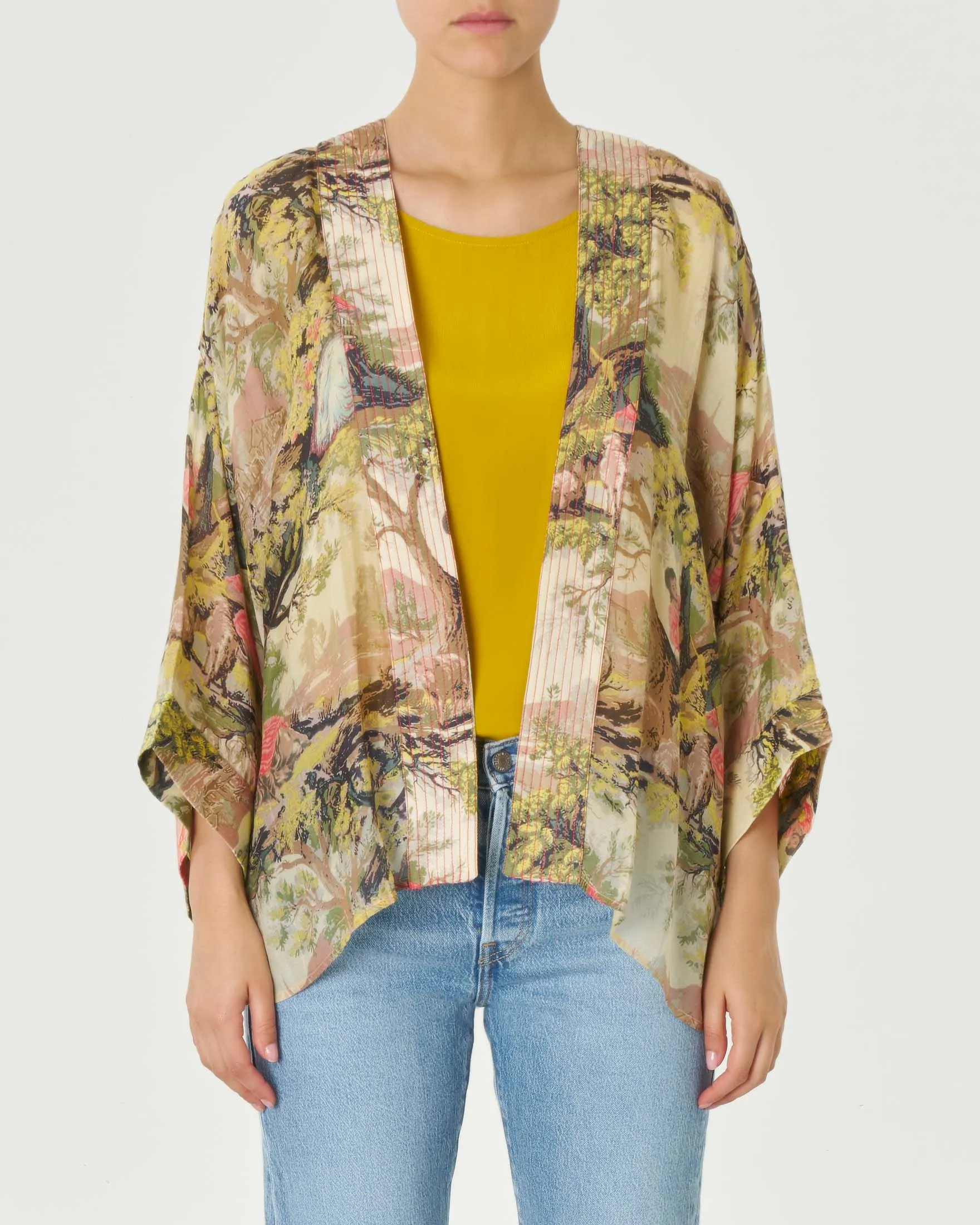 Kimono corto avorio a fantasia dipinto di paesaggio verde gialla e fucsia in cupro e modal