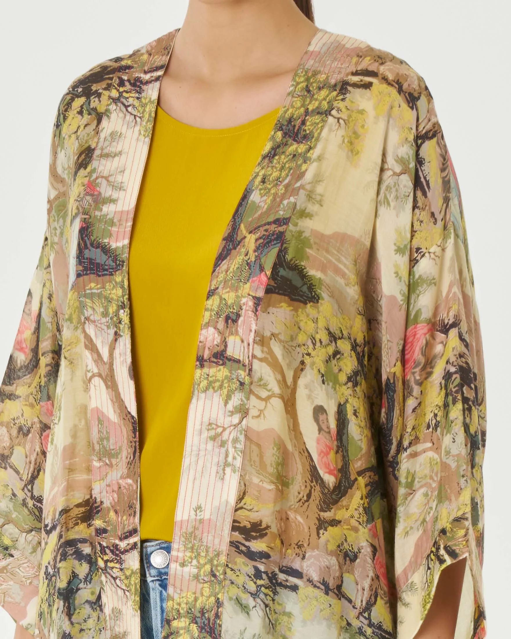 Kimono corto avorio a fantasia dipinto di paesaggio verde gialla e fucsia in cupro e modal
