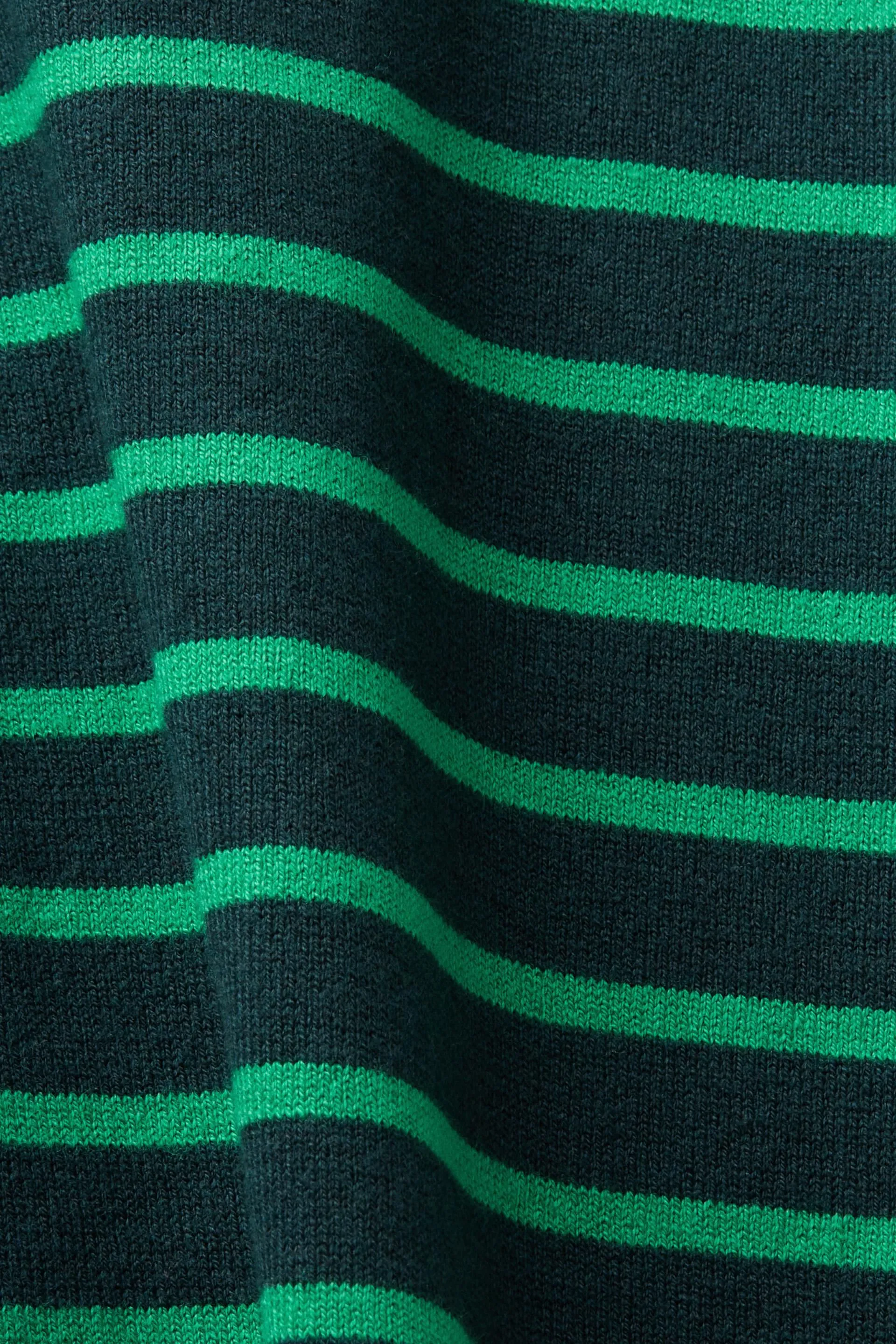 Maglione con collo alto
