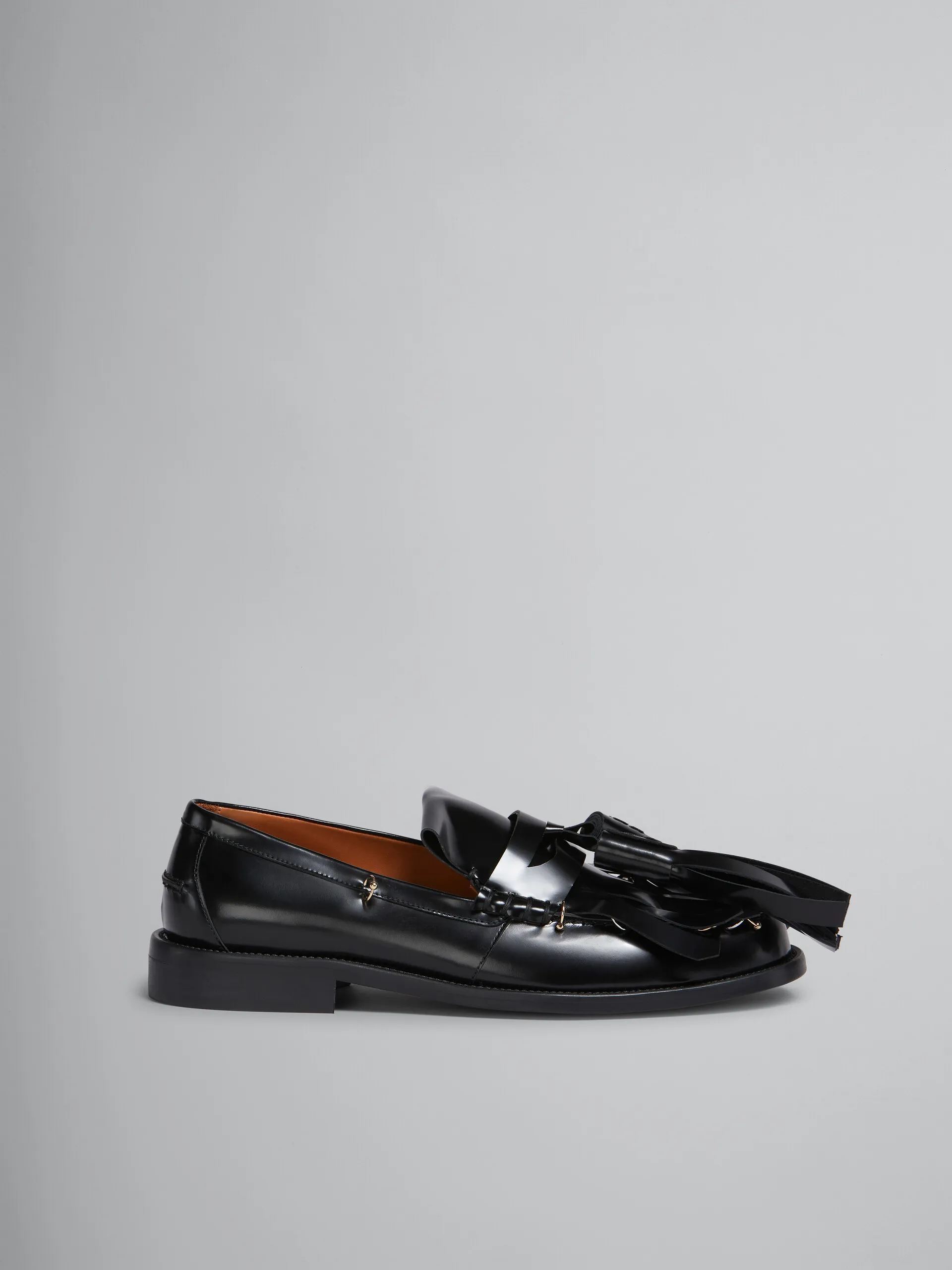 Mocassino Bambi in pelle nera con maxi nappine