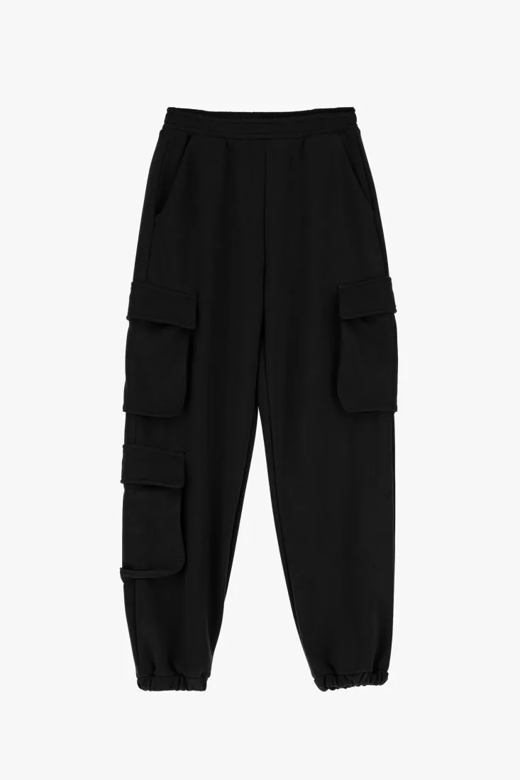 Pantaloni cargo monocolour con tasche laterali applicate