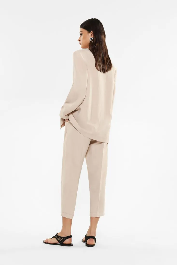 Pantaloni slim-fit cropped con piega stirata