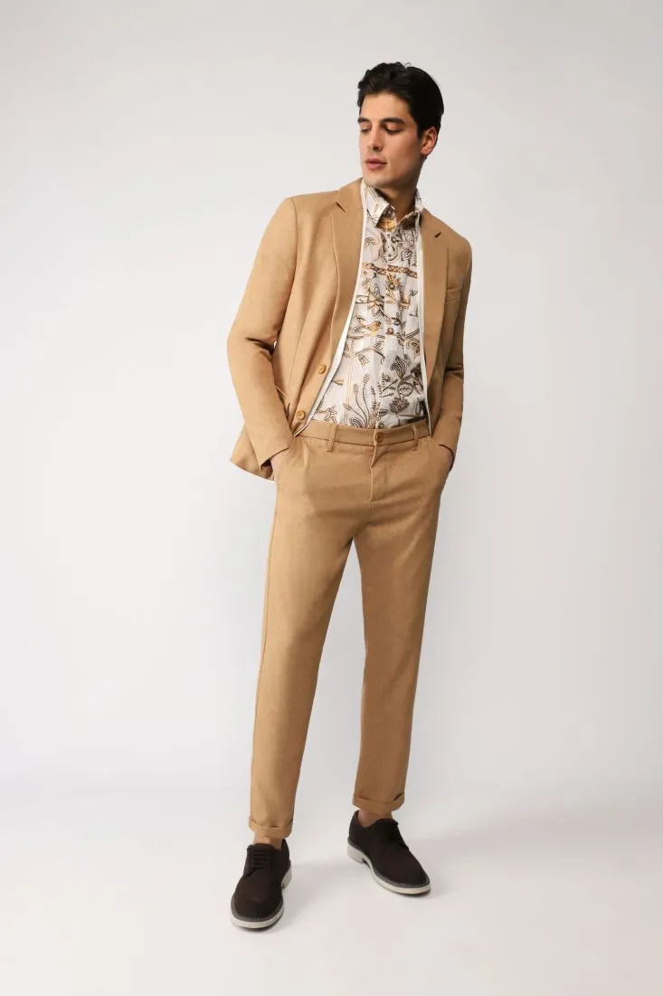 Pantaloni straight monocolour con orli risvoltati