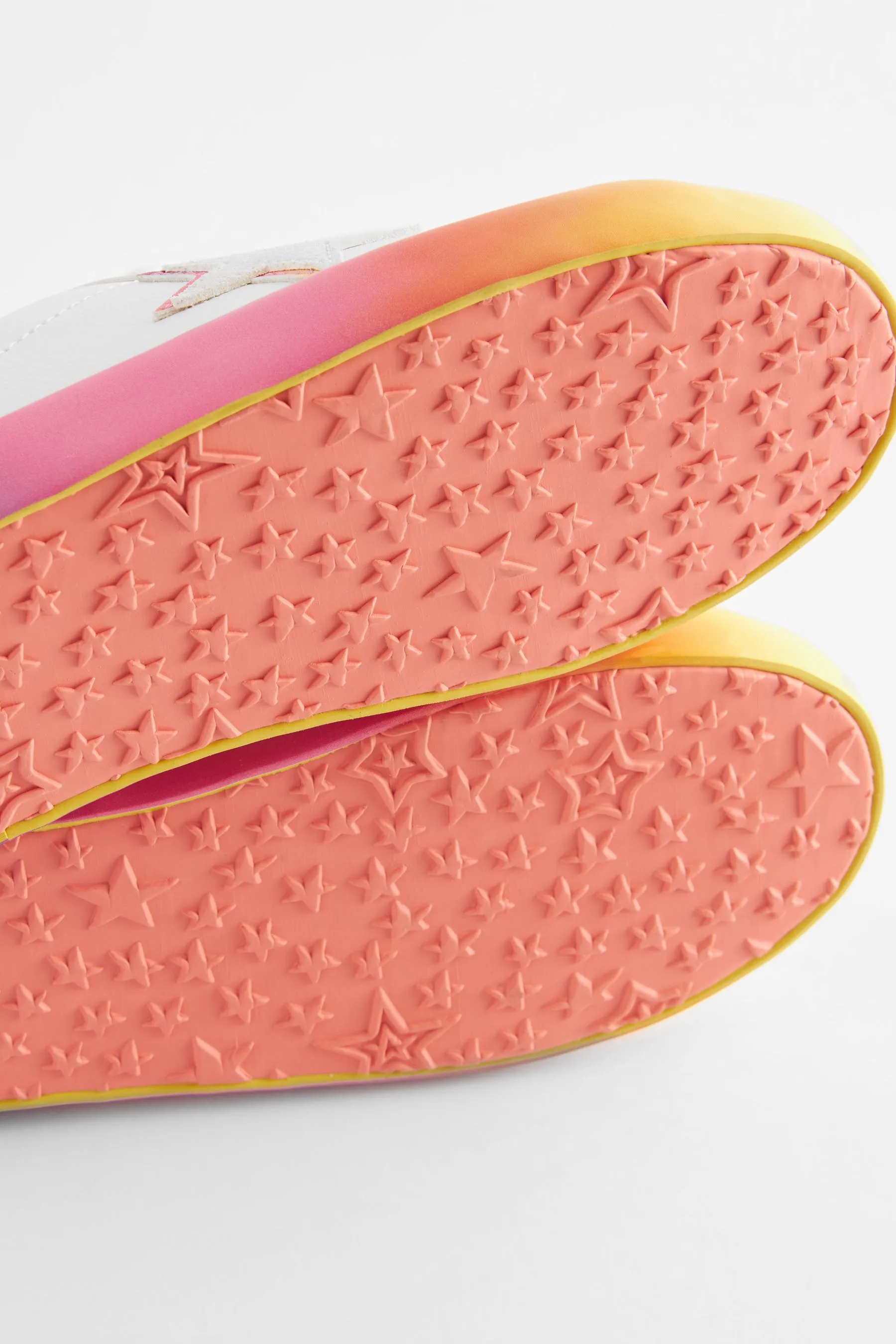 Scarpe da ginnastica stringate con stelle    