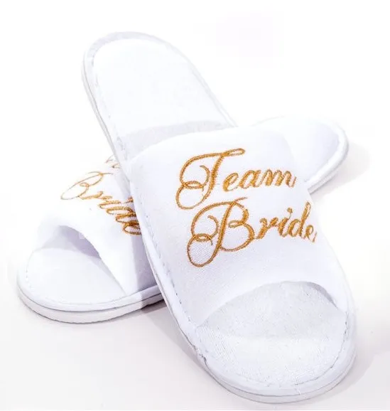 Scarpe per il benessere della sposa del team