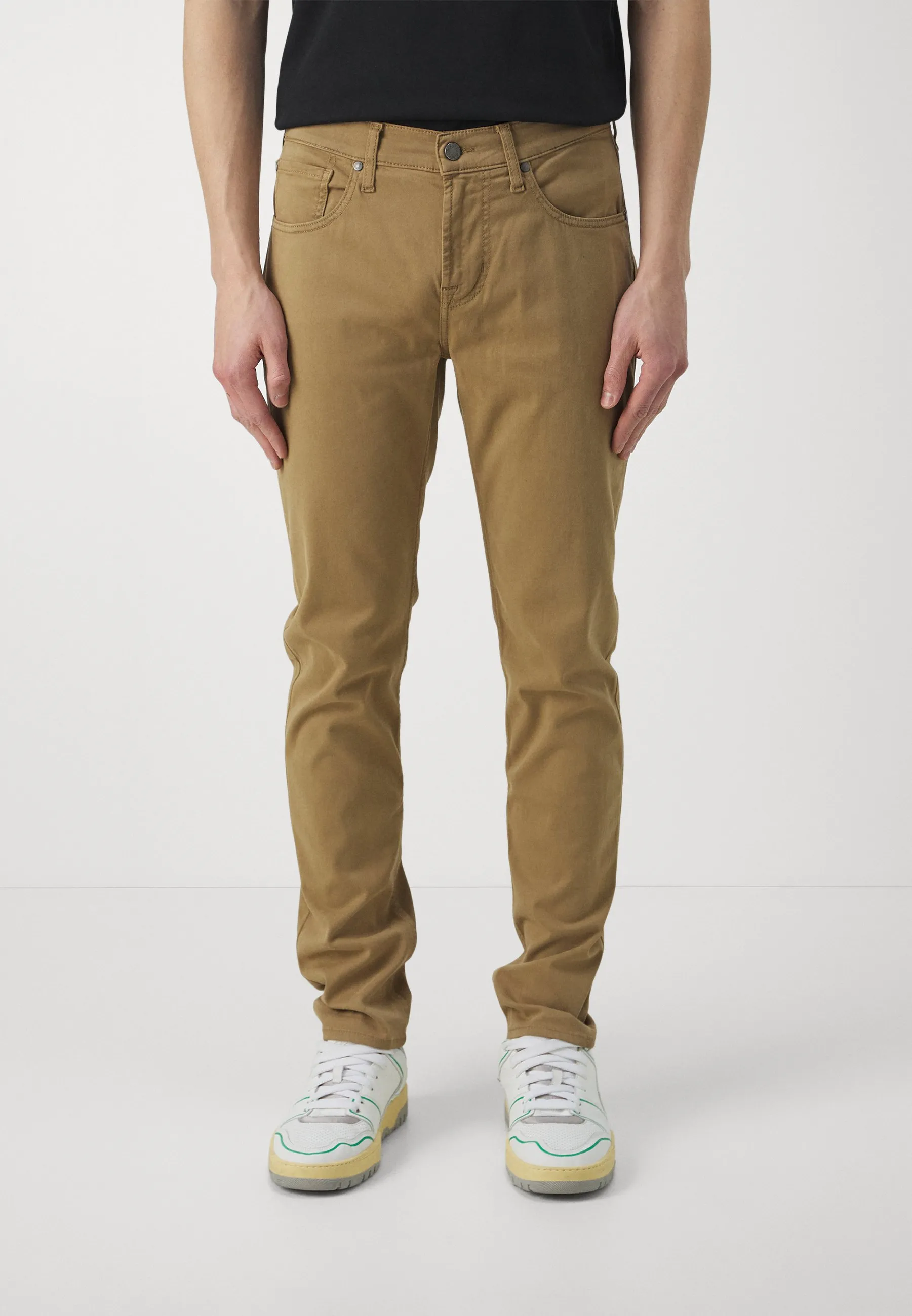 SLIMMY TAPERED  - Pantaloni