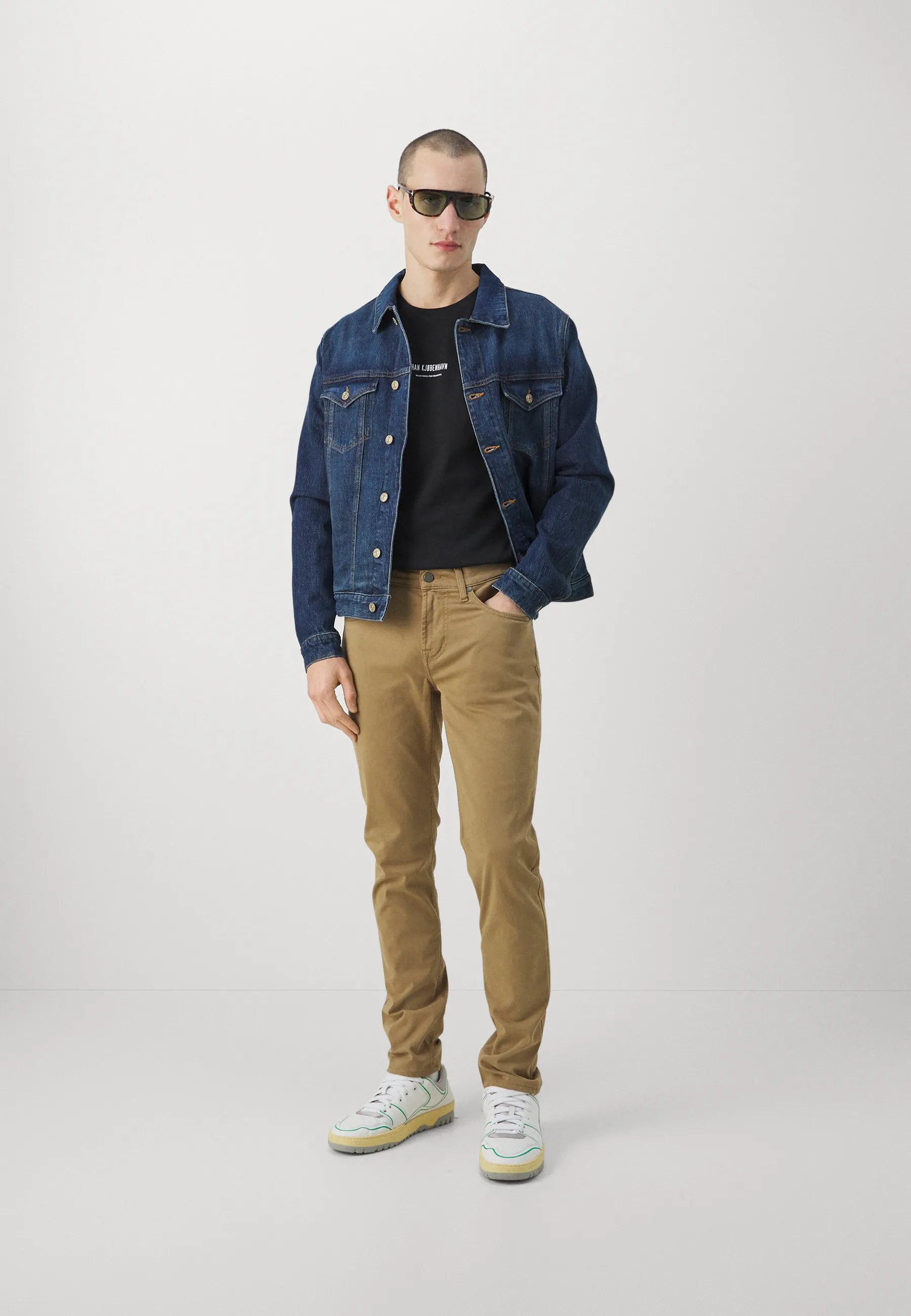 SLIMMY TAPERED  - Pantaloni