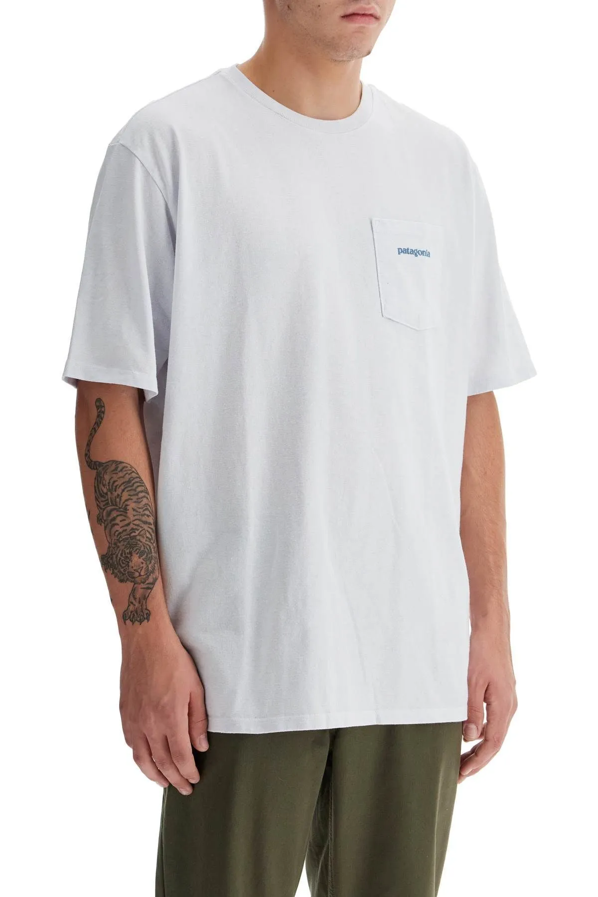 T-shirt con taschino Responsibili-Tee