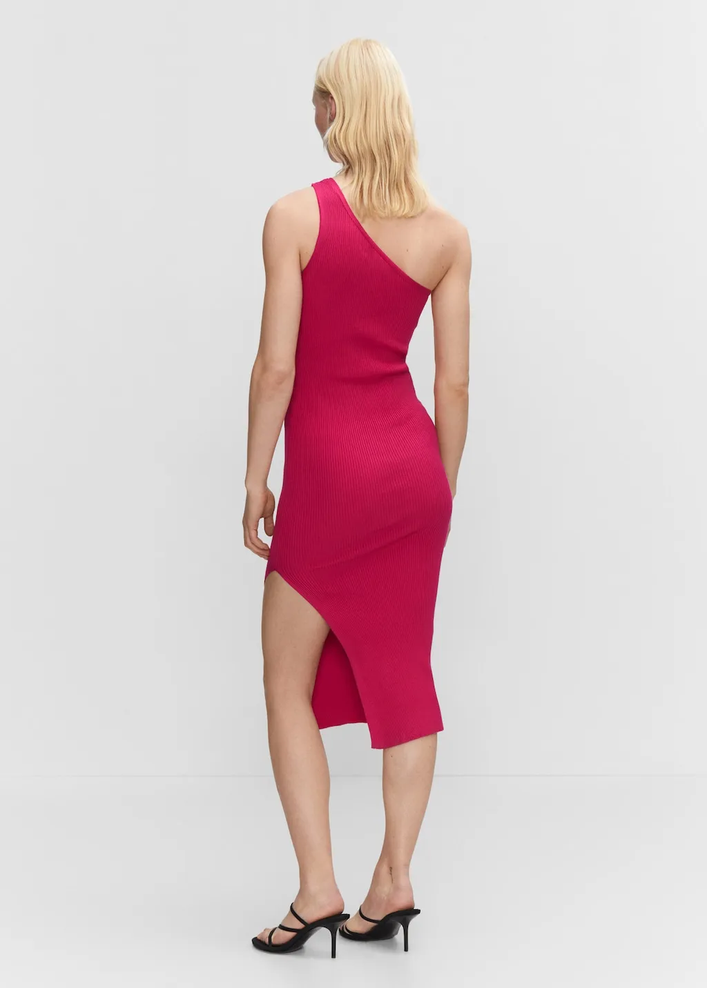 Vestito asimmetrico spacco