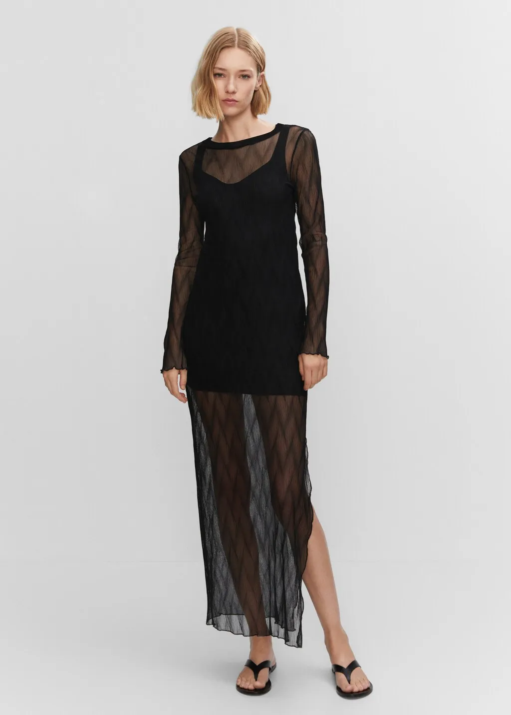 Vestito tessuto semitrasparente